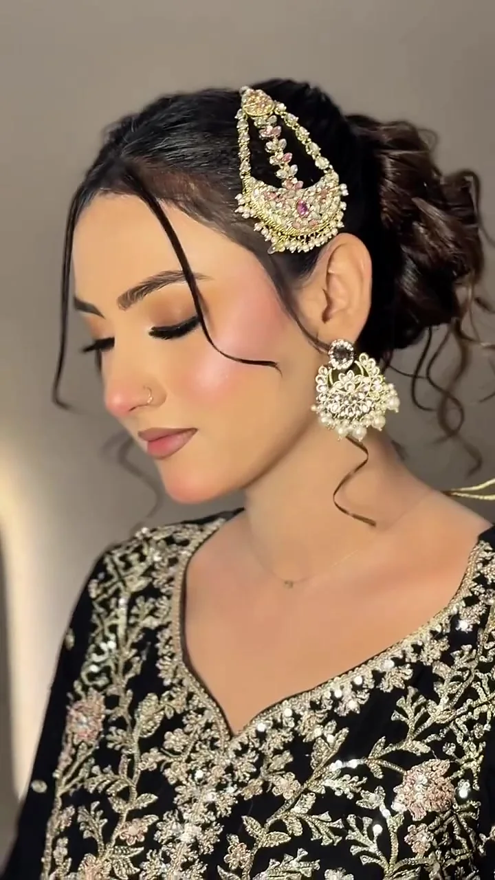 Party · sculpted glam